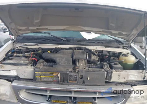 2000 Ford E-350 Super Duty Xl/Xlt from USA, damaged, VIN 1FBSS31L4YHA39494